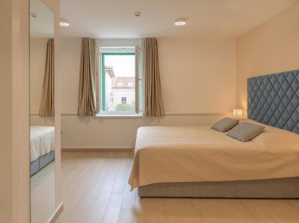 Sangulin Palace V Biograd na Moru Kültér fotó